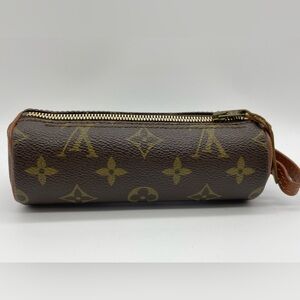 Louis Vuitton Monogram Trousse Ronde